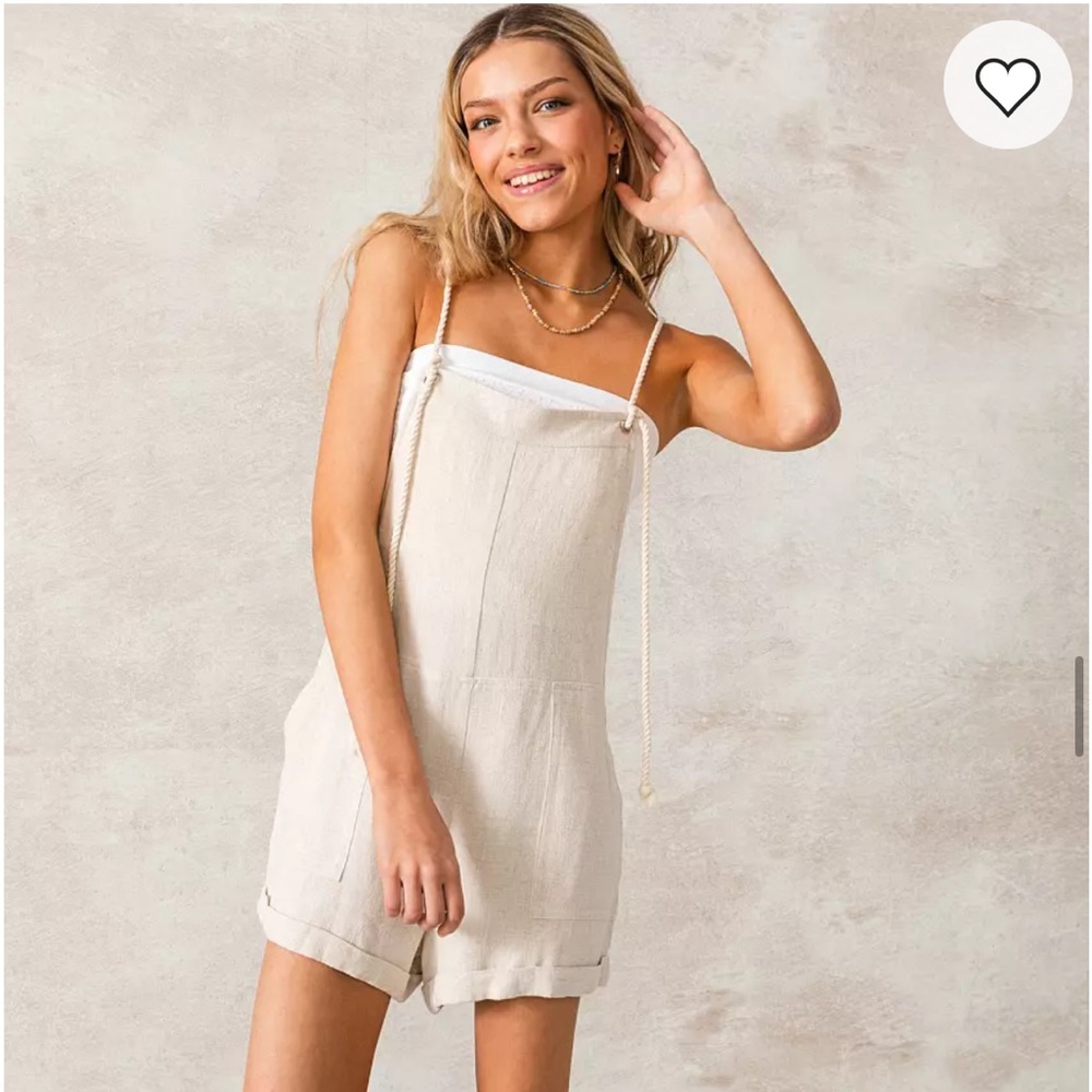 33 Coastal woven linen blend shortie overall romper Women’s Size Medium